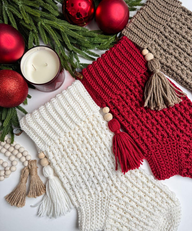 ALIA HOLIDAY STOCKING CROCHET PATTERN